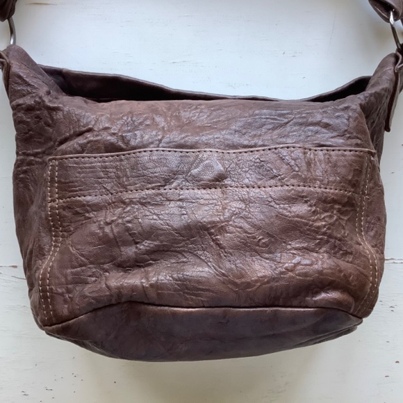 TYLIE MALIBU distressed brown leather hobo bag - Picture 4 of 15